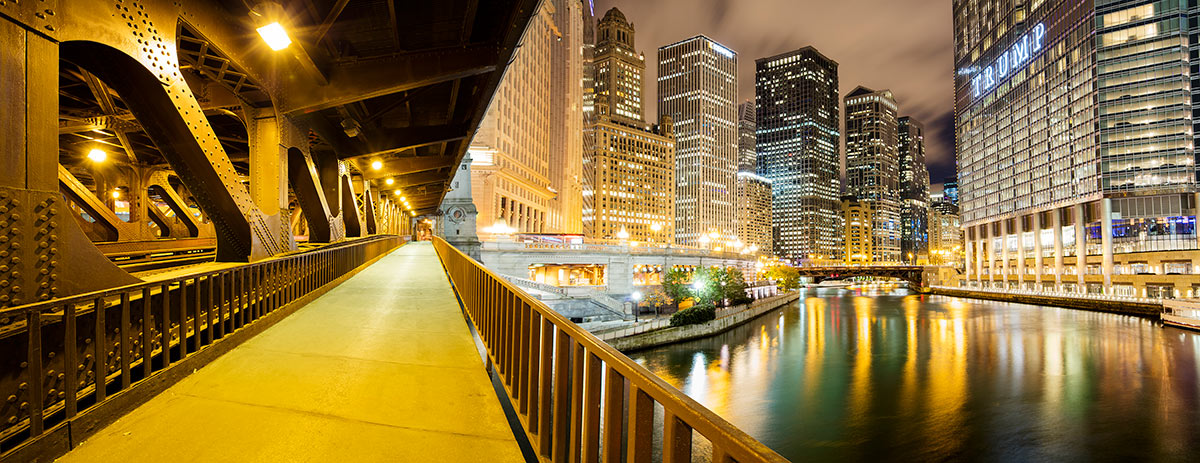 Chicago Riverwalk Bridge Trump Tower